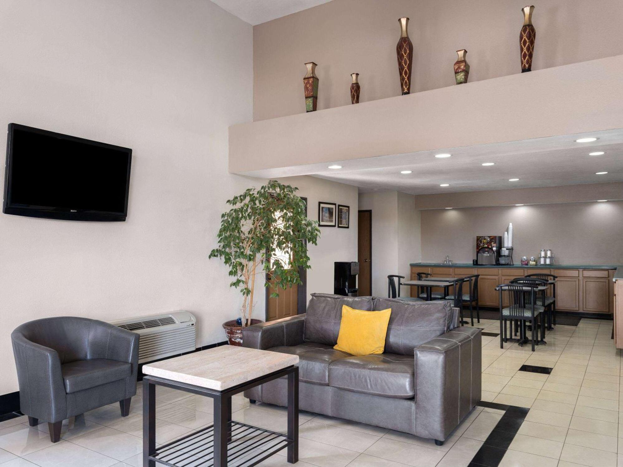 Travelodge By Wyndham Tucson Az Cortaro Esterno foto
